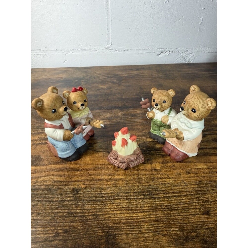 HOMCO Bear Campfire Figurine Set 1446 Camping Marshmallow Vintage Cabin Decor